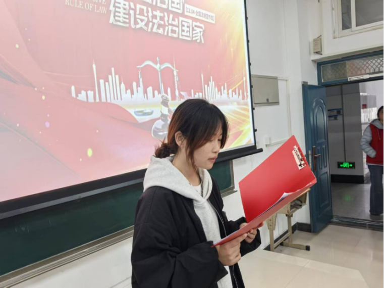 “汽”智润心·校园文化 | 汽车与交通学院“宪法晨读”活动圆满落幕